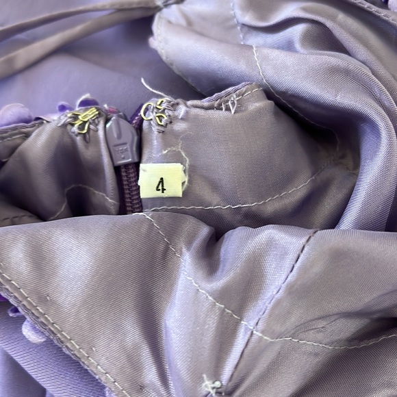 Two-piece mermaid dress with string back. Size 4 - Picture 5 of 6